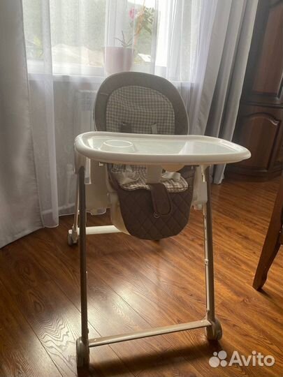 Стульчик для кормления happy baby