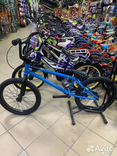 Трюковой велосипед BMX