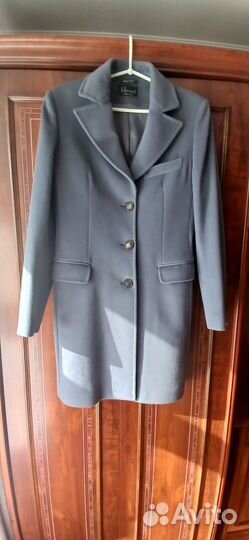 Пальто шерстяное новое