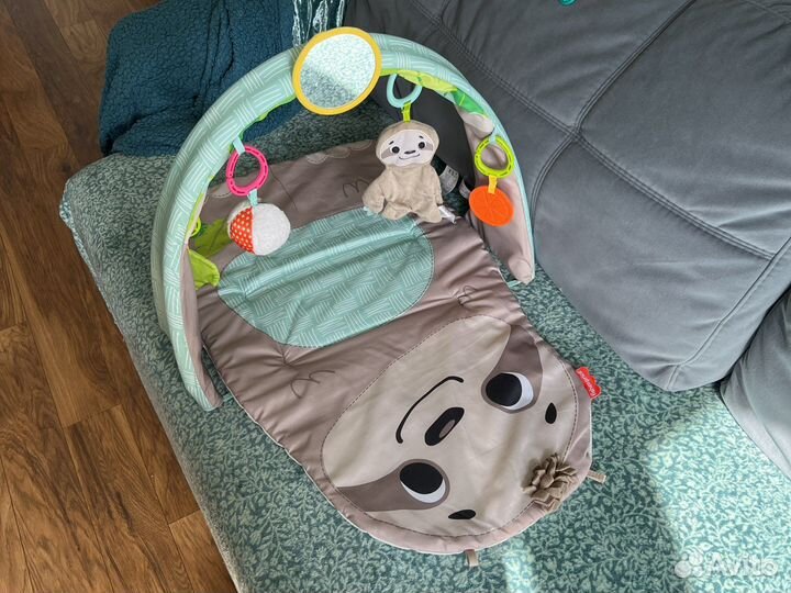 Подушка игровая fisher price Ленивец