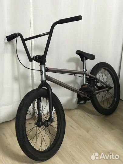 Велосипед BMX