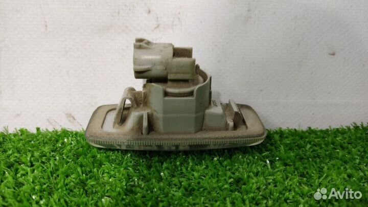 Повторитель левый Nissan Teana J31 седан 2.3