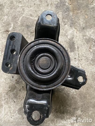 Подушка двигателя Kia Ceed 2 JD