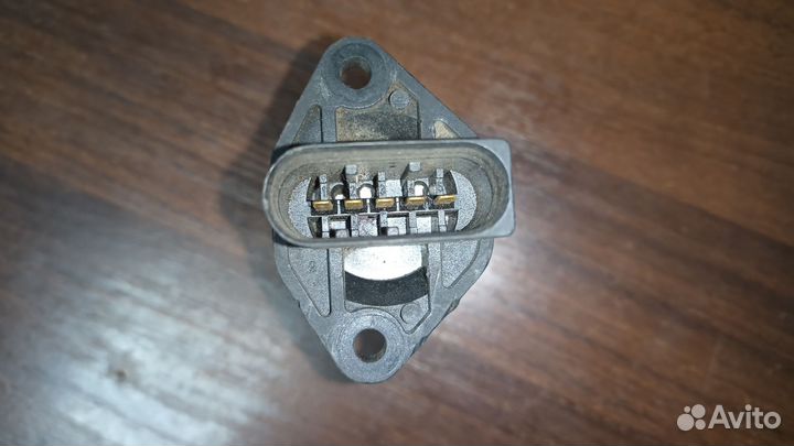 Датчик массового расхода воздуха f00c262047