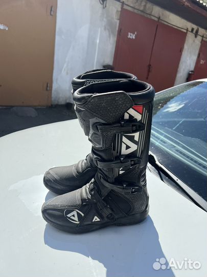 Мотоботы кроссовые