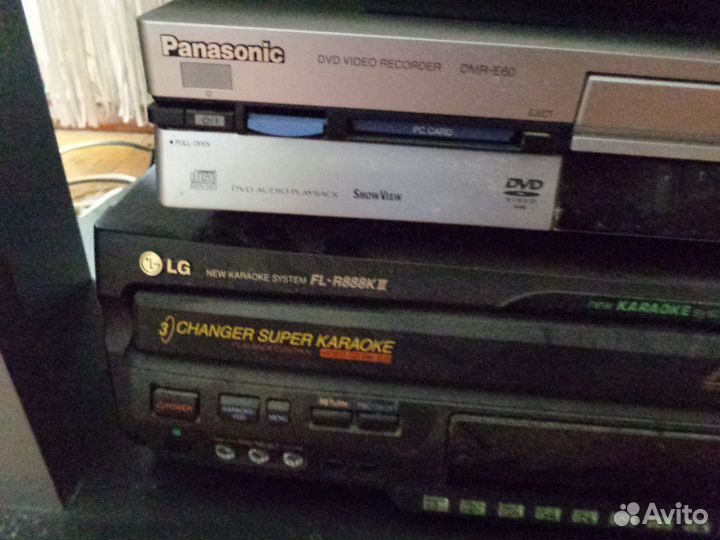 Panasonic -стойка+Karaoke+VHS+DVD+TV
