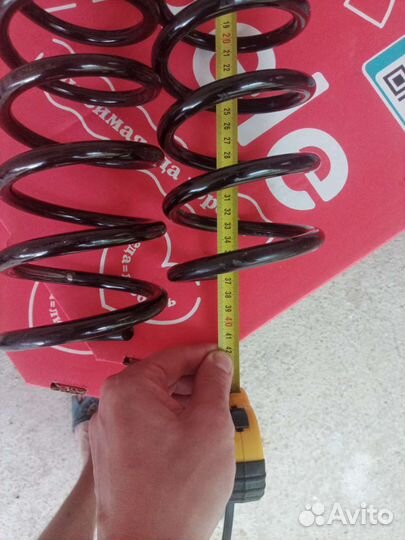 Пружины задние KYB RC5885