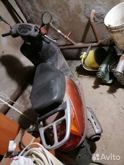 Honda lead 125cc scooter