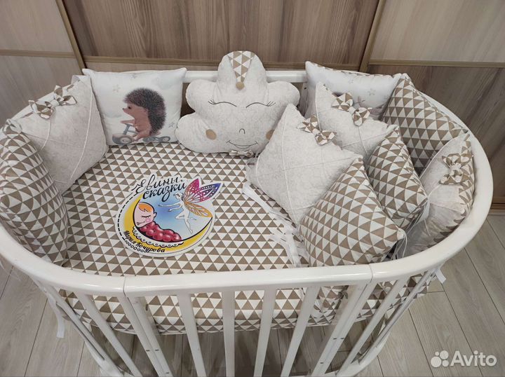 Бортики, простынь в кроватку для малыша