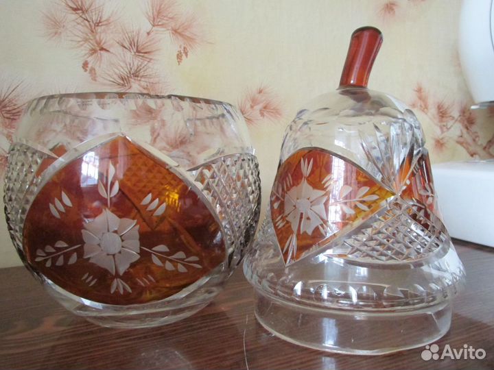 Конфетница в виде груши Хрусталь с янтарём