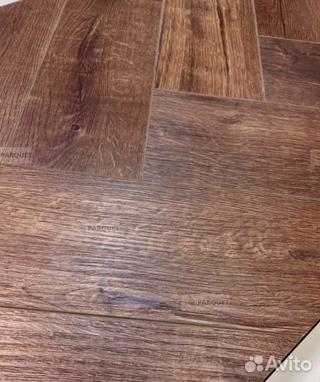 Кварцвиниловый ламинат елочка