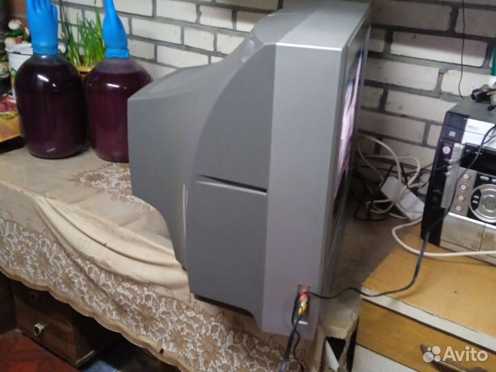 Телевизор samsung