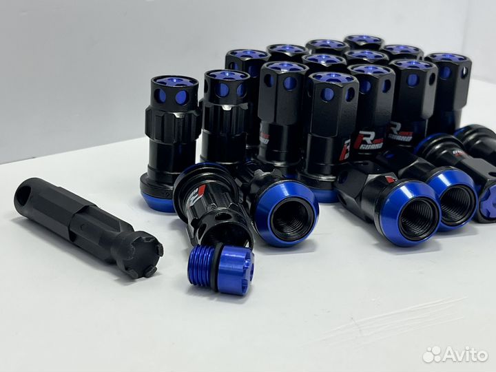 Колесные гайки 12х1.5 (тюнинг)