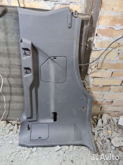 Запчасти от дверей Nissan Terrano 2