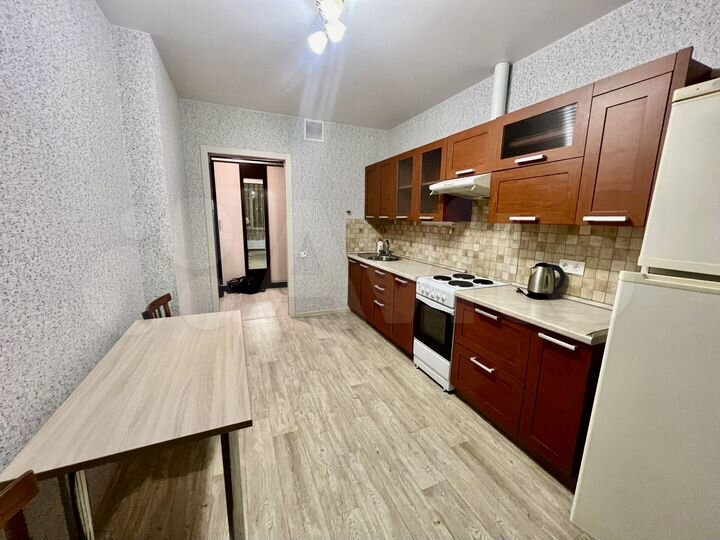 1-к. квартира, 42 м², 6/25 эт.