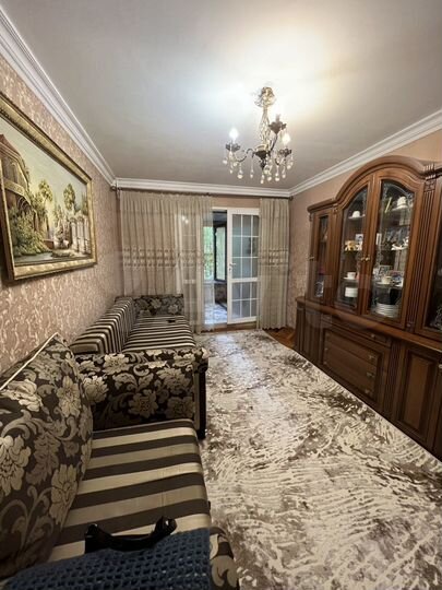 2-к. квартира, 57 м², 2/5 эт.