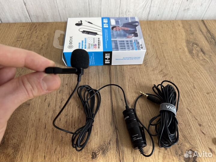 Петличный микрофон boya BY-M1