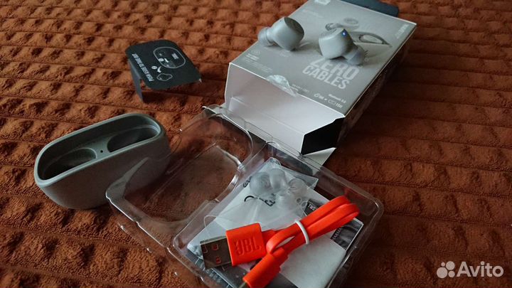 Блютуз наушники JBL wave 100 tws