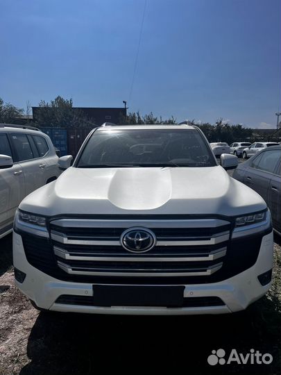 Toyota Land Cruiser 3.3 AT, 2022, 7 км