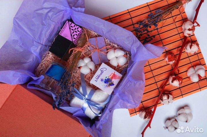 Подарочный бокс на 8 марта