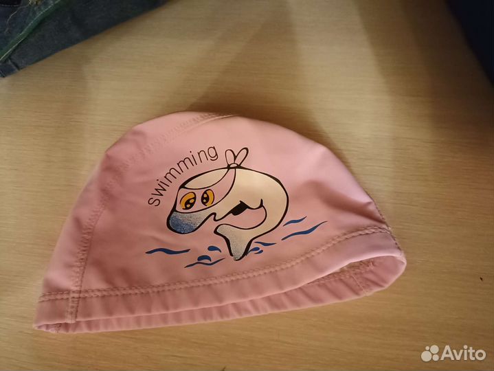 Купальник Akoola новый, шапочка спандекс