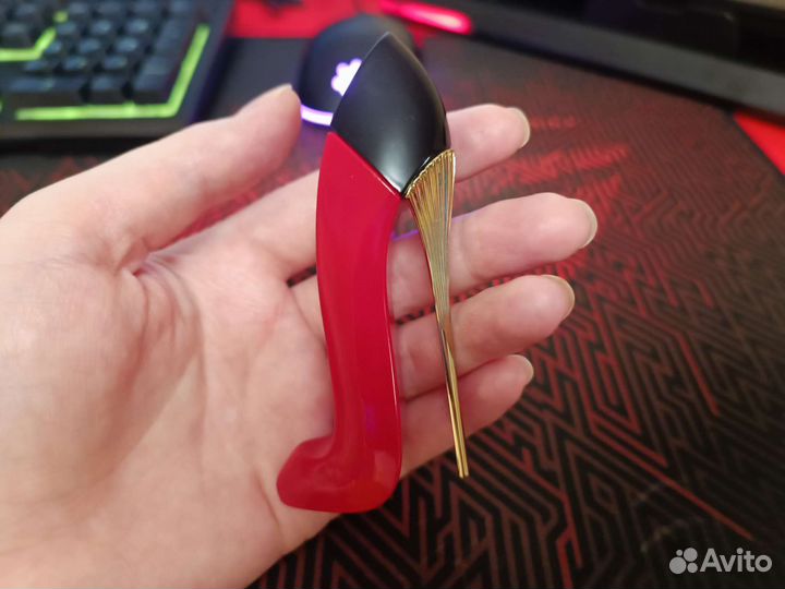 Парфюмерная вода carolina herrera Very good girl