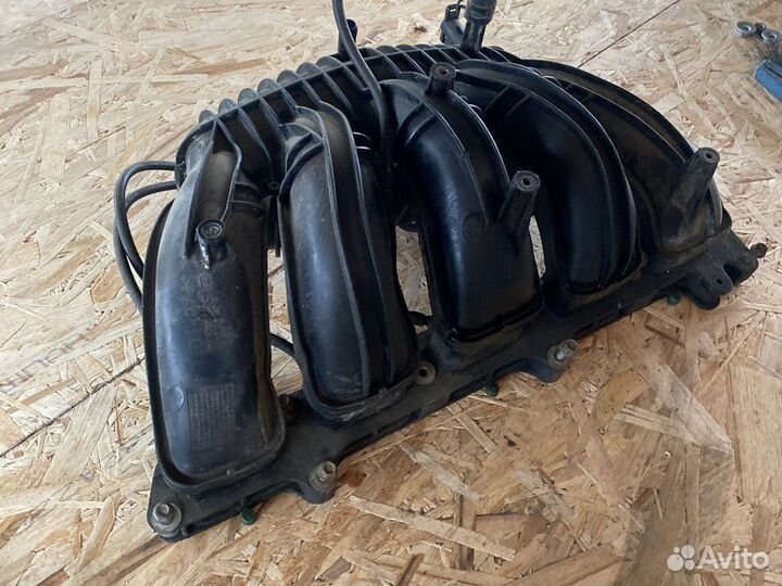 Коллектор впускной Хаммер Н3