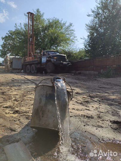 Бурение скважины под воду