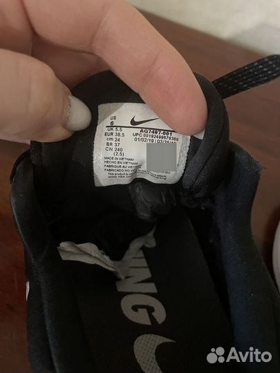 Кроссовки Nike 38 и 40