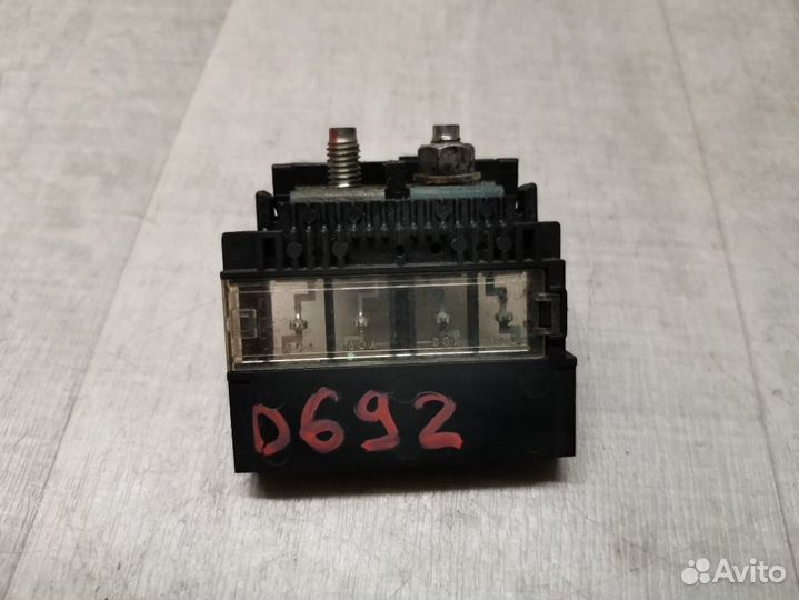 Блок предохранителей Nissan Note E11 1.6 HR16DE