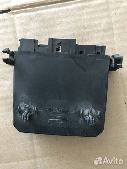 Блок управления дверью Mercedes W203 (3425)