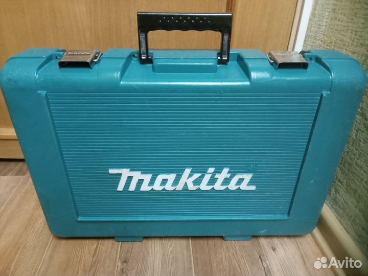 Кейс-ящик - makita-hitachi-град-м