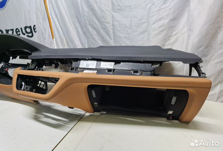 Торпедо BMW 7-Series G11, G12