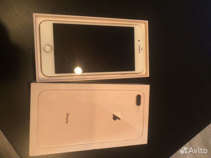 iPhone 8 Plus, 64 ГБ