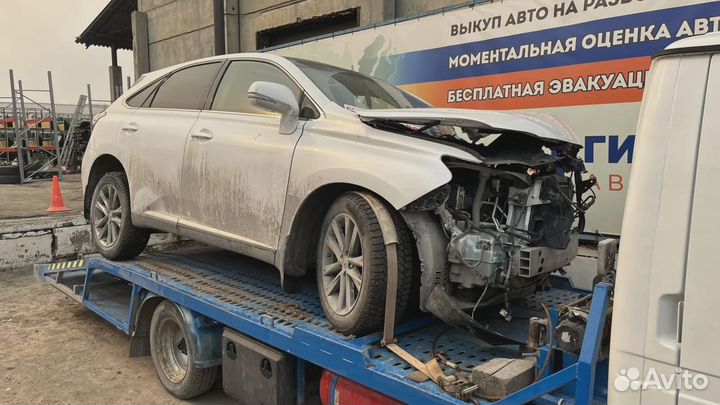 Обшивка стойки передней правой нижняя Lexus RX350