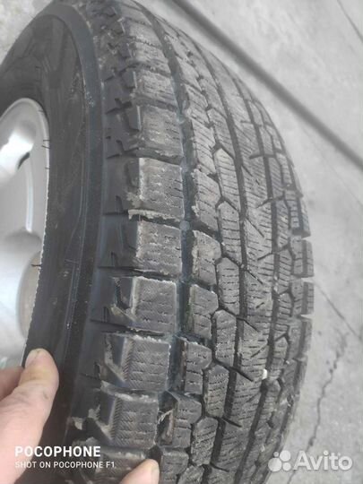 Yokohama Ice Guard G075 205/70 R15