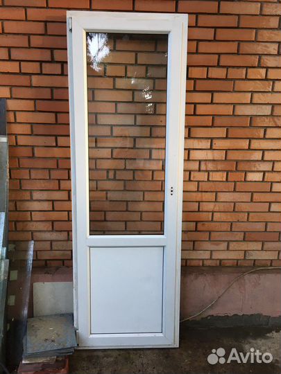 Дверь пластиковая 60х200