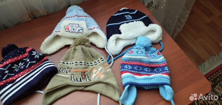 Шапки разные