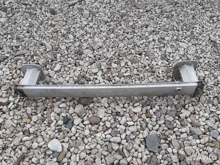 Усилитель заднего бампера Ситроен C4 Пежо 308