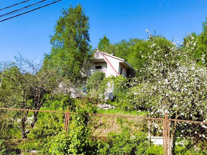 Дом 114,6 м² на участке 9,4 сот.