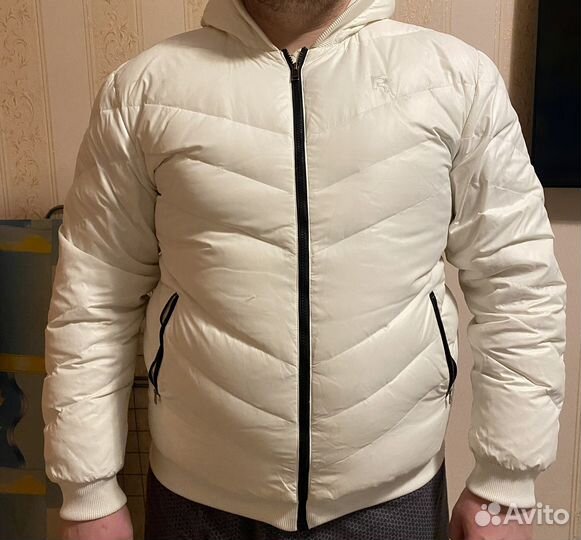 Куртке мужская reebok