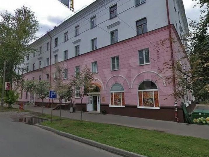 3-к. квартира, 77 м², 4/4 эт.