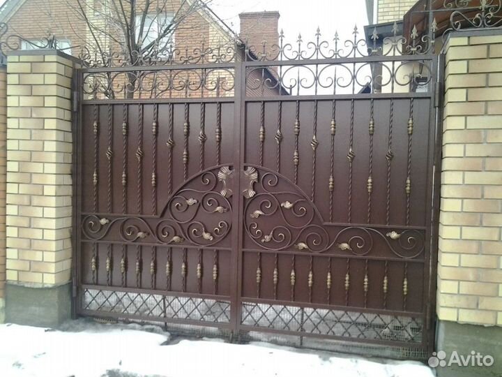 Кованные распашные ворота / монтаж и установка