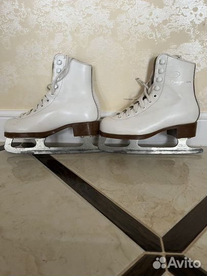Коньки фигурны 30 размер