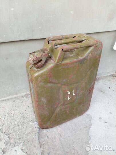 Канистра 20 литров