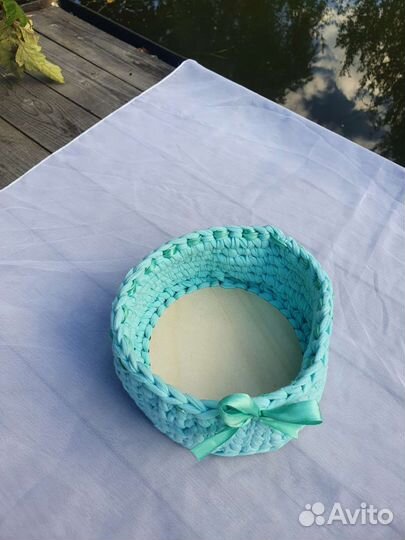 Корзинка ручной работы вязанная новая