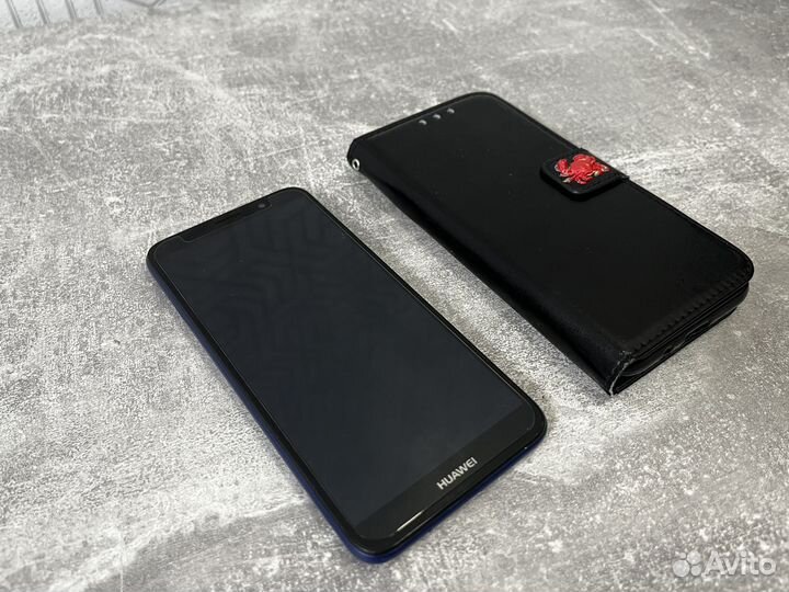 Мобильный телефон Huawei рабочий