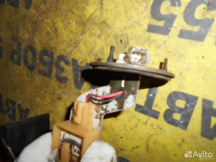 Датчик уровня топлива для Mitsubishi Lancer Cedia