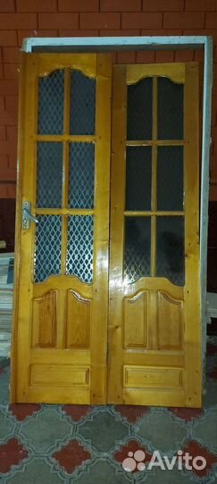 Дверь входная деревянная бу