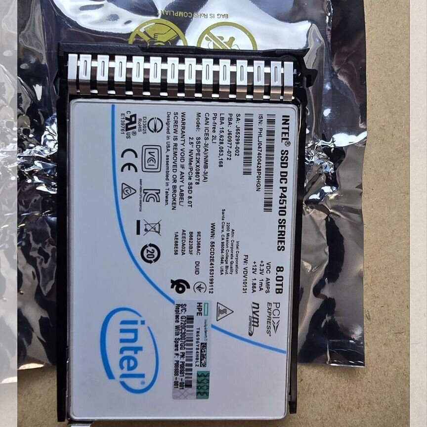 [P08688-001] Жесткий Диск Hpe 8tb Nvme U.2 Ssd ( ) P08688-001